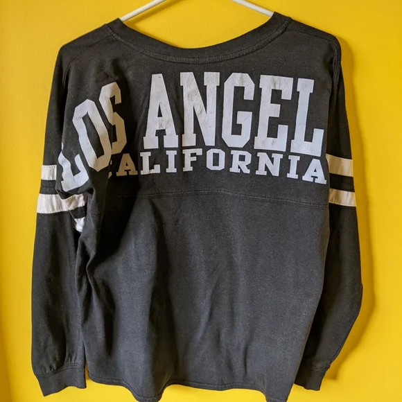 Top - Picture 4 of 4